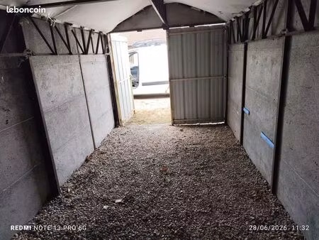 3 garages à vendre