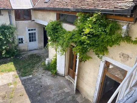 maison de village