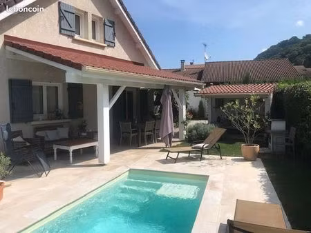 belle et grande maison 6 pièces vallée du grésivaudan à domène
