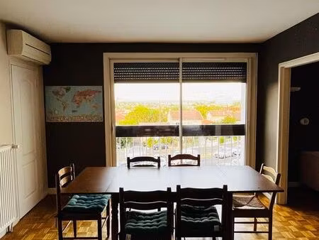 superbe t4/5 meublé de 100 m²