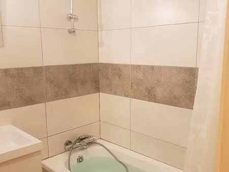 appartement 4 pièces au pied des pistes – 68 m² – jusqu'à 11 couchages – résidence avec pi