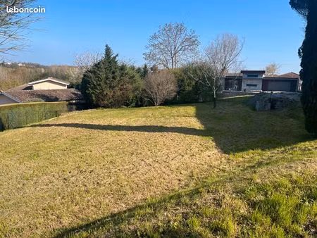 terrain clonas sur vareze 1180 m2