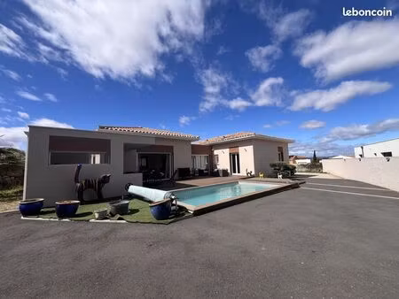 villa 4 pièces 135 m²