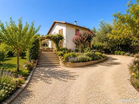 maison 7 pièces 159 m²