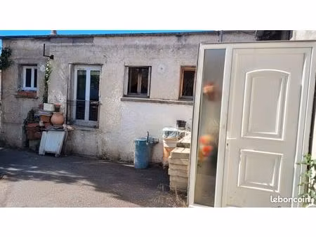 maison a rénover entièrement st jean bonnefonds