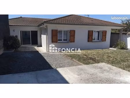 villa de plain-pied 95 m² – 3 chambres – terrain clos de 366 m² – hyper-centre de balbigny