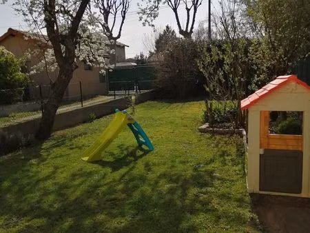f3 avec jardin et 2 garages brioude centre