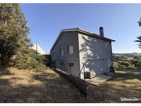 belle villa rénovée 133m² avec vue et grand terrain – la fouillouse