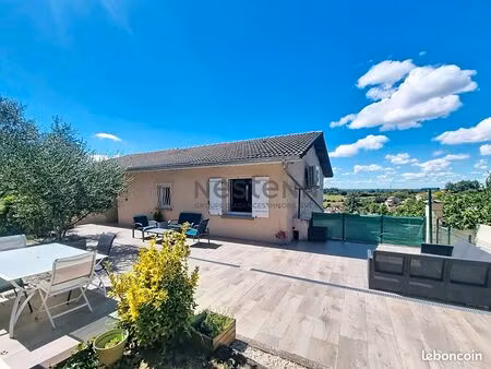 propriété 8 pièces 200 m²