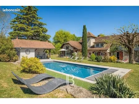 longère 8 pièces 266 m²