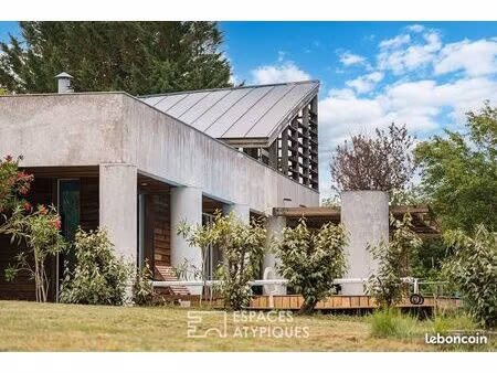 villa 6 pièces 236 m²