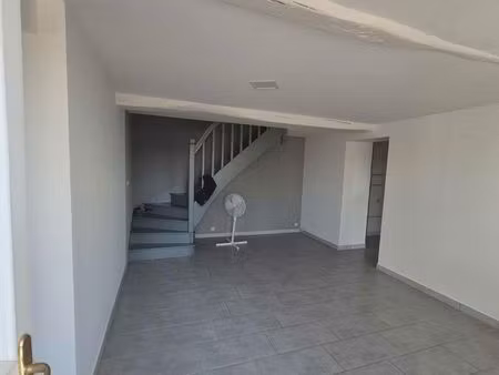 jolie appartement t4 84 m2...