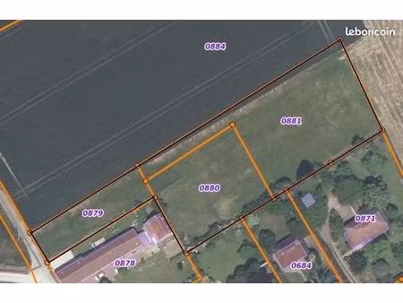 terrain 2200 m² corquilleroy