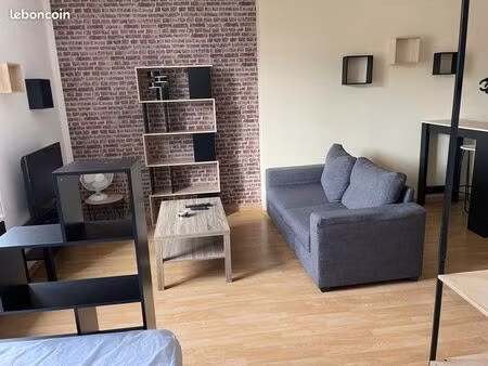 appartement meublé de 25 m² à louer – fay-aux-loges
