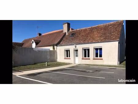 bureaux 60 m² orléans