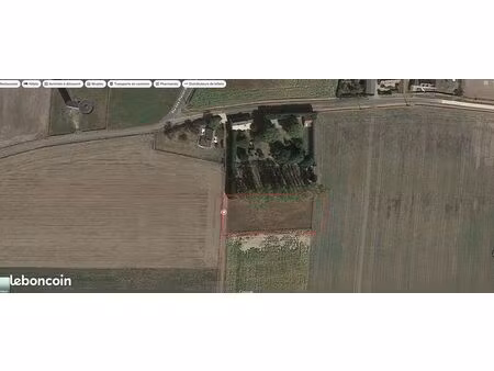 terrain 2410 m²