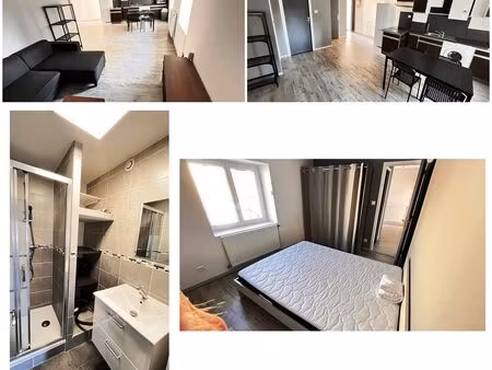 maison de ville avec 2 logements dont un duplex + cour