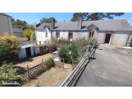 maison de caractère 120 m² – 4 chambres – toit-terrasse de 60 m² – garage de 60 m² – centr
