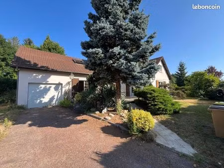 maison 6 pièces 157 m²