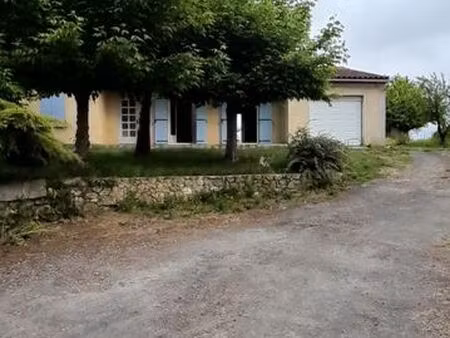 maison individuelle 100m2 sur terrain clos