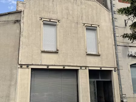 immeuble 3 appartements + local