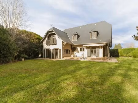 an investimmo : maison familiale avec volumes et cachet