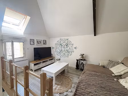 maison de village- 67m2 - mello