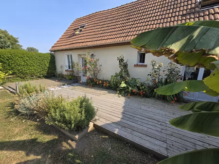 maison de campagne  avec vie de plain-pied à méneslies