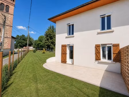 saint-hilaire-de-la-côte – maison de caractère rénovée – 94 46 m² – jardin – terrasse