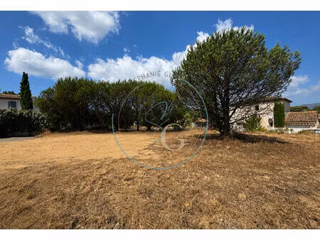 cogolin - terrain constructible de 470 m²