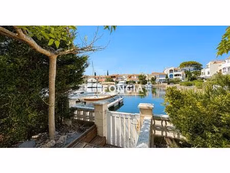 cap d'agde – secteur malfato – île des marinas appartement rénové en rez-de-jardin avec te