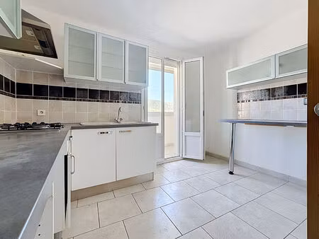 exclusivité  aubagne groupe provence t3 58.50m² + 9m² balcon +cave.