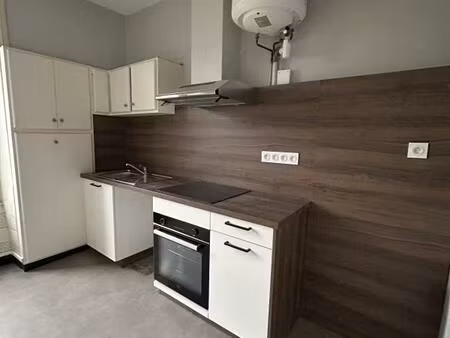 1 rue des martyrs de toussieu - secteur calme