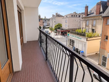 évreux centre-ville appartement f3 avec balcon dans une ré