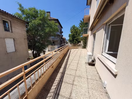 location appartement 3 pièces 82 m² à le péage-de-roussillon (38550)