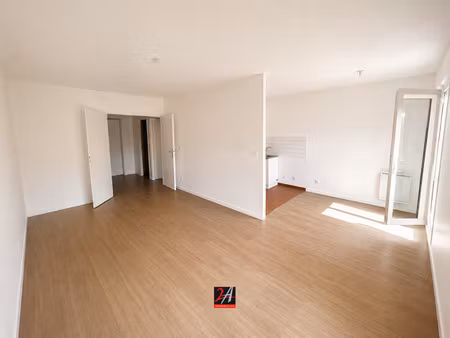 à vendre - t3 82m2 - rumilly 74150 - loué jusqu'en 2027 - ga