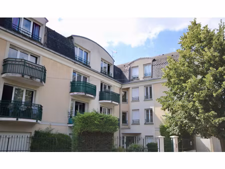a vendre à taverny  appartement 2 pièces de 40 m2  1 chambre