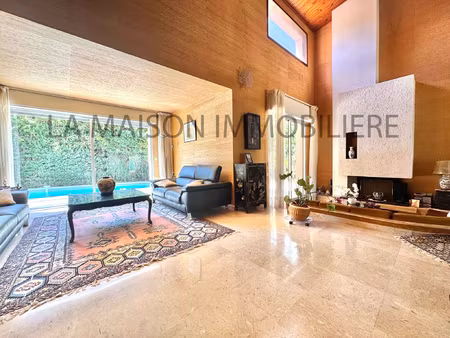 aiguelongue - maison 172 m2 - 7 pièces - piscine - garage -