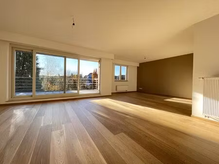 duplex à louer à avenue reine astrid (f2) 331 kraainem (vbe50809)