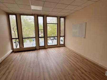 bureau 80 m2 place lafayette angers