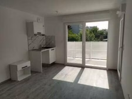 location appartement 2 pièces à rennes landry - cimetière de l'est (35000) : à louer 2 piè