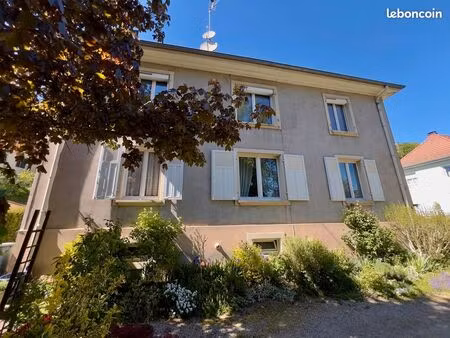 appartement 4 pièces / 100 m² / rdc