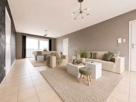 instapklare 2-slaapkamerappartement met garage in aartrij...