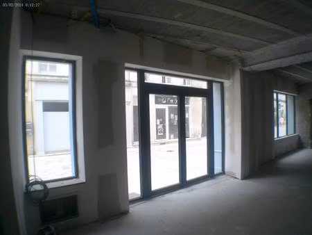 local commercial à louer