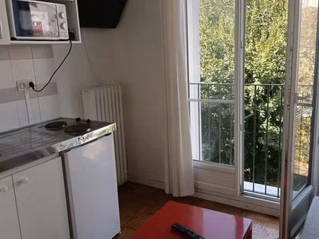studio lumineux centre choisy-le-roi