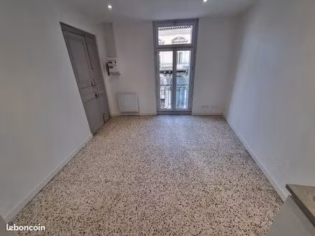 studio 1 pièce 20 m²