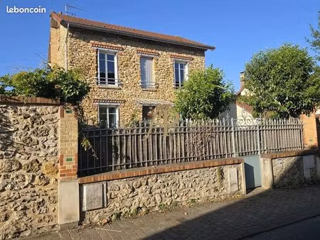 maison 6 pièces 106 m²
