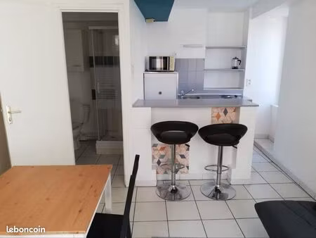 studio rénové - centre-ville