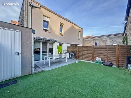 triplex 4 pièces 81 m²
