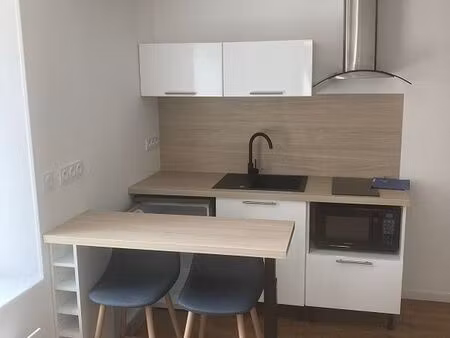studio 20m2 rdc proche centre ville avec stationnement
